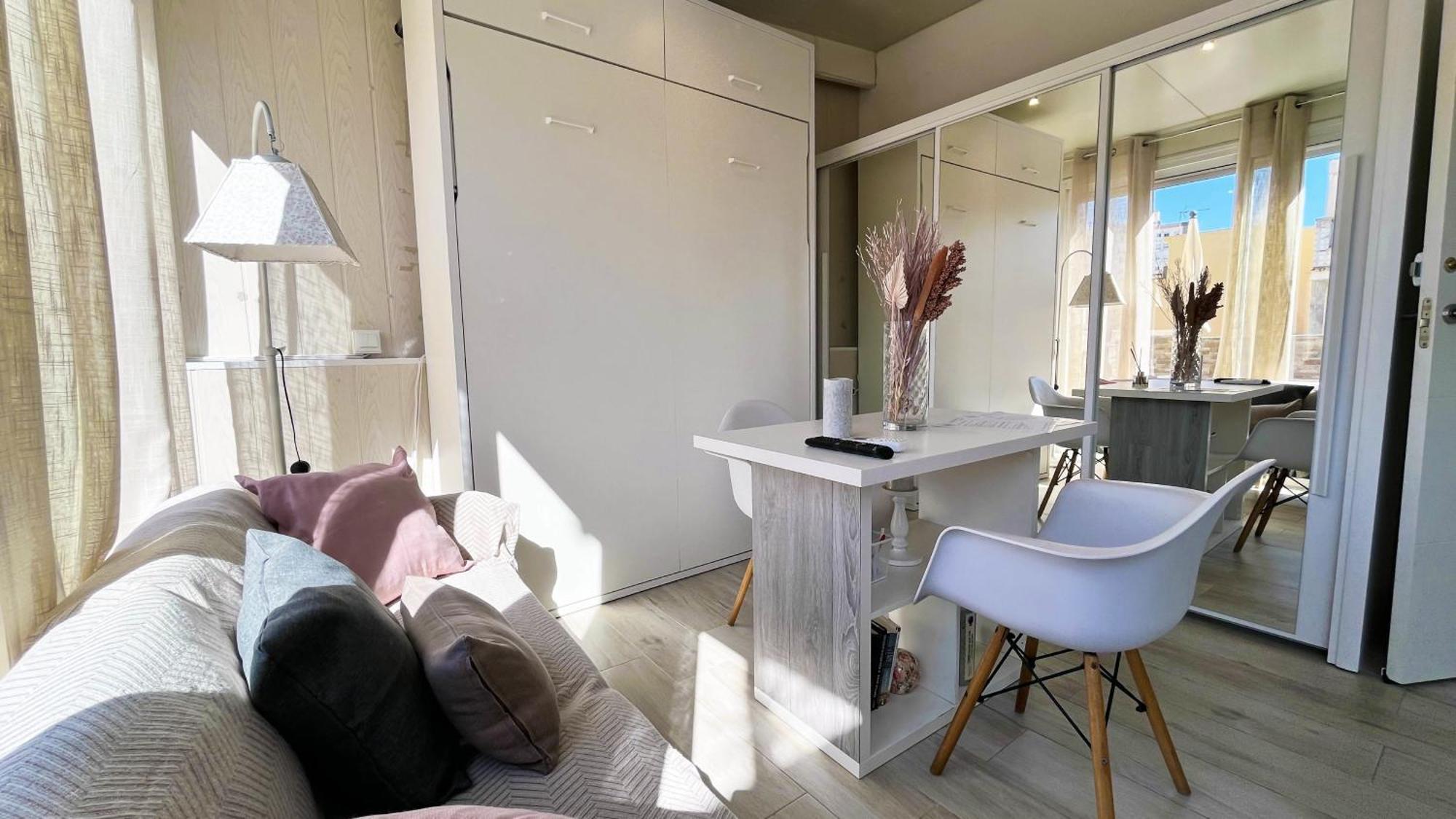 A 5 Minutos De La Playa Con Terraza En Malaga Apartment Luaran gambar