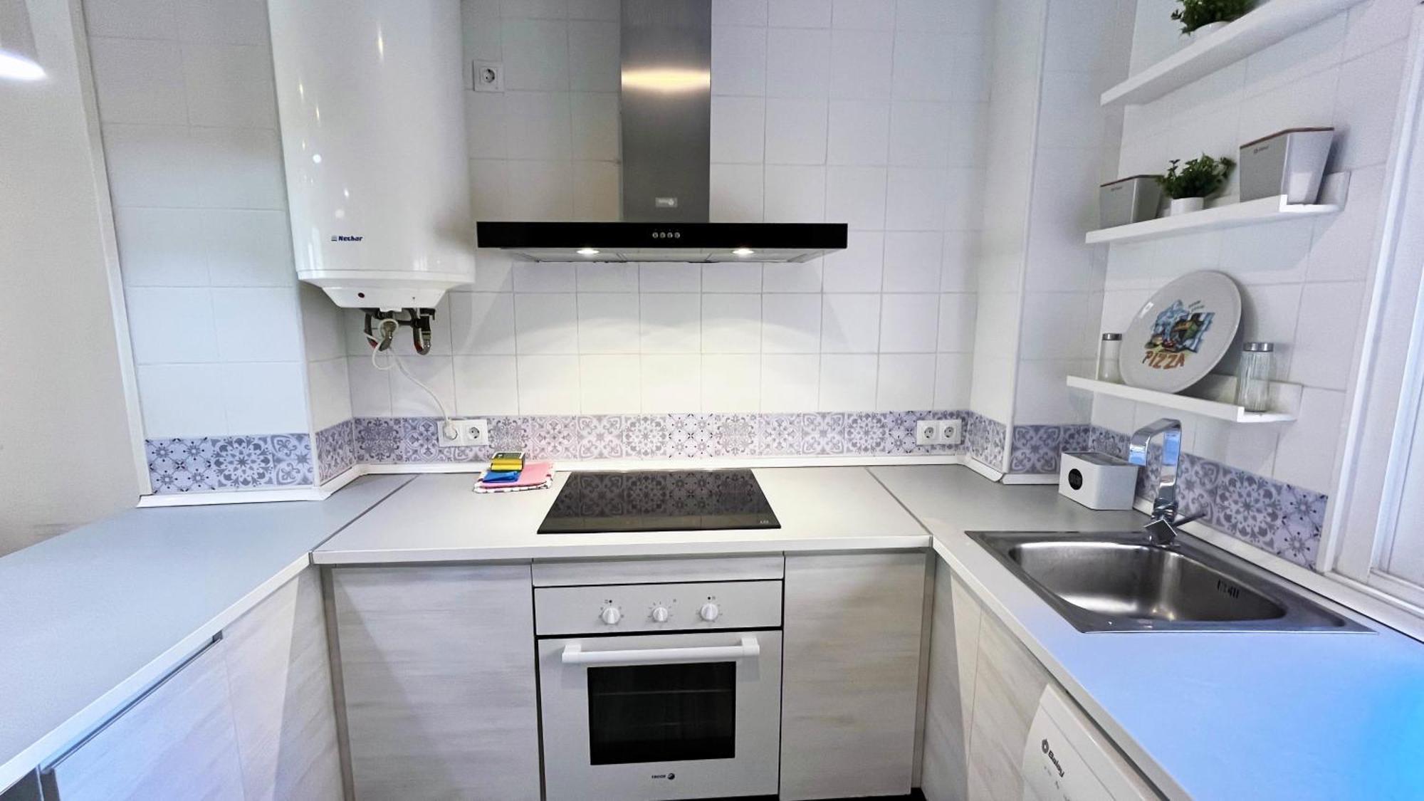 A 5 Minutos De La Playa Con Terraza En Malaga Apartment Luaran gambar